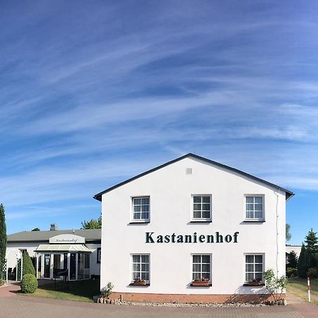 Kastanienhof Hotel garni Zinnowitz Exteriör bild